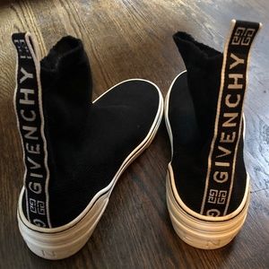 Givenchy V Sock Sneakers